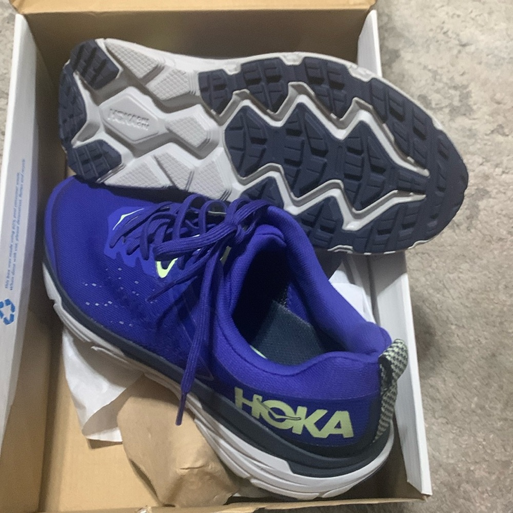 Hoka sneakers brand new